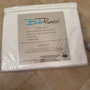 Belle Russo Microfiber Queen Sheet Set 1 Flat Sheet/1 Fitted Sheet/2 Pillowcases